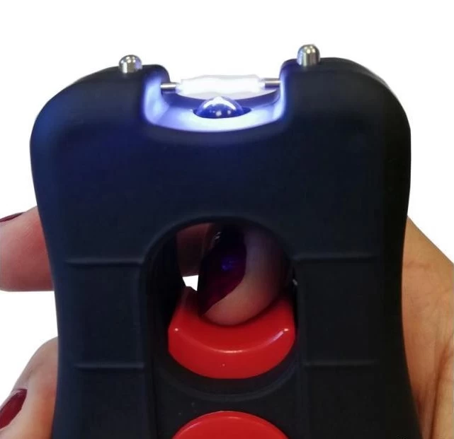 Taser Shocker électrique + étui - Tazer 5 000 000 Volts 2 Taser Shocker électrique + étui - Tazer 5 000 000 Volts – Image 2