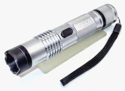 Taser Shocker LED 9 000 000 Volts ! Tazer Gris -ArmeLame Offres Couteaux Boutique taser shocker led 9 000 000 volts tazer gris 3
